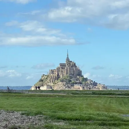 بيت ضيافة Au Normand 4*