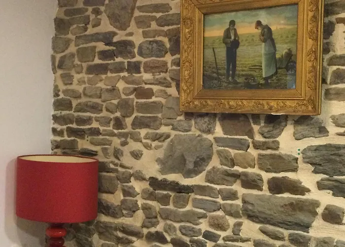 Au Normand 招待所 4*